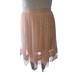 NWT Forever 21 Pink, Chiffon Midi skirt size L